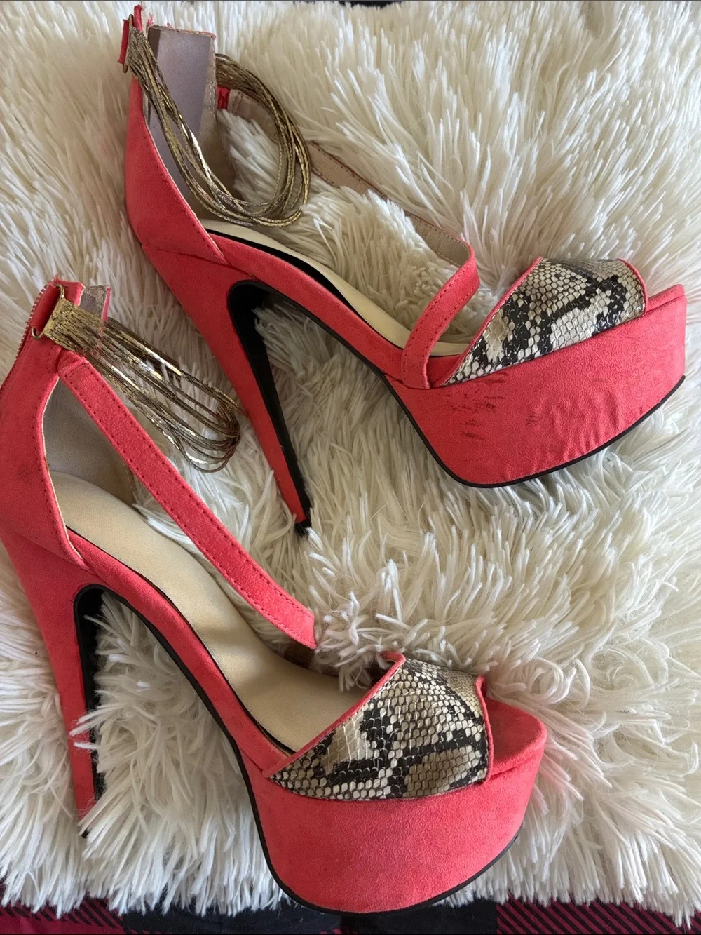 bebe Coral Platform Sandals with Snake-Print Accent and Gold Tassel size 6